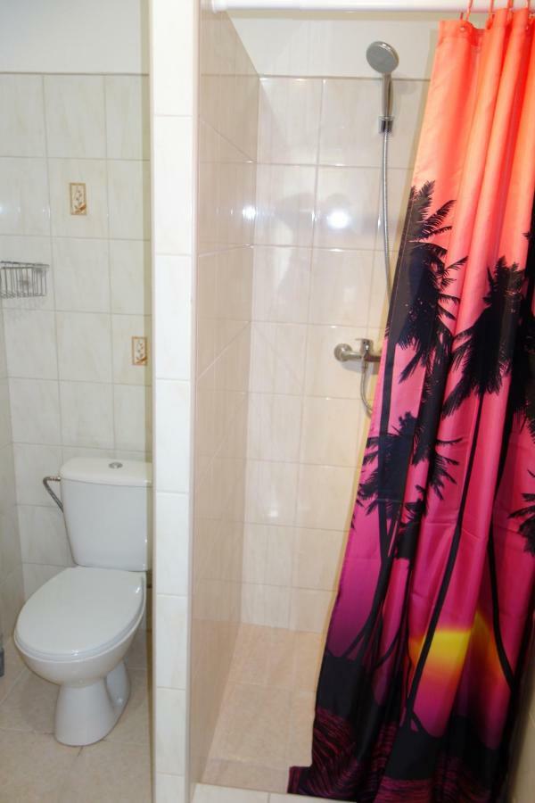 Appartement La Familia à Štúrovo Extérieur photo