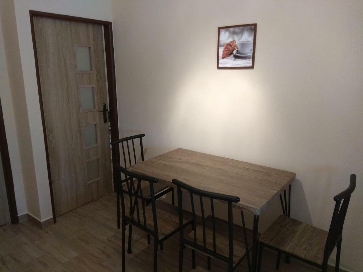 Appartement La Familia à Štúrovo Extérieur photo